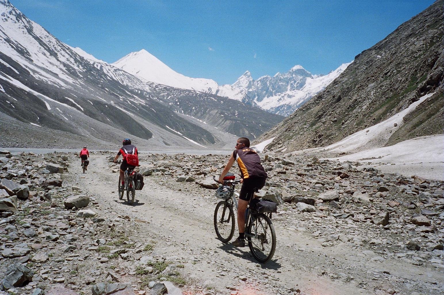 Cycling in Garhwal Himalayas: The Gangotri & Ganges Expedition 16 Days